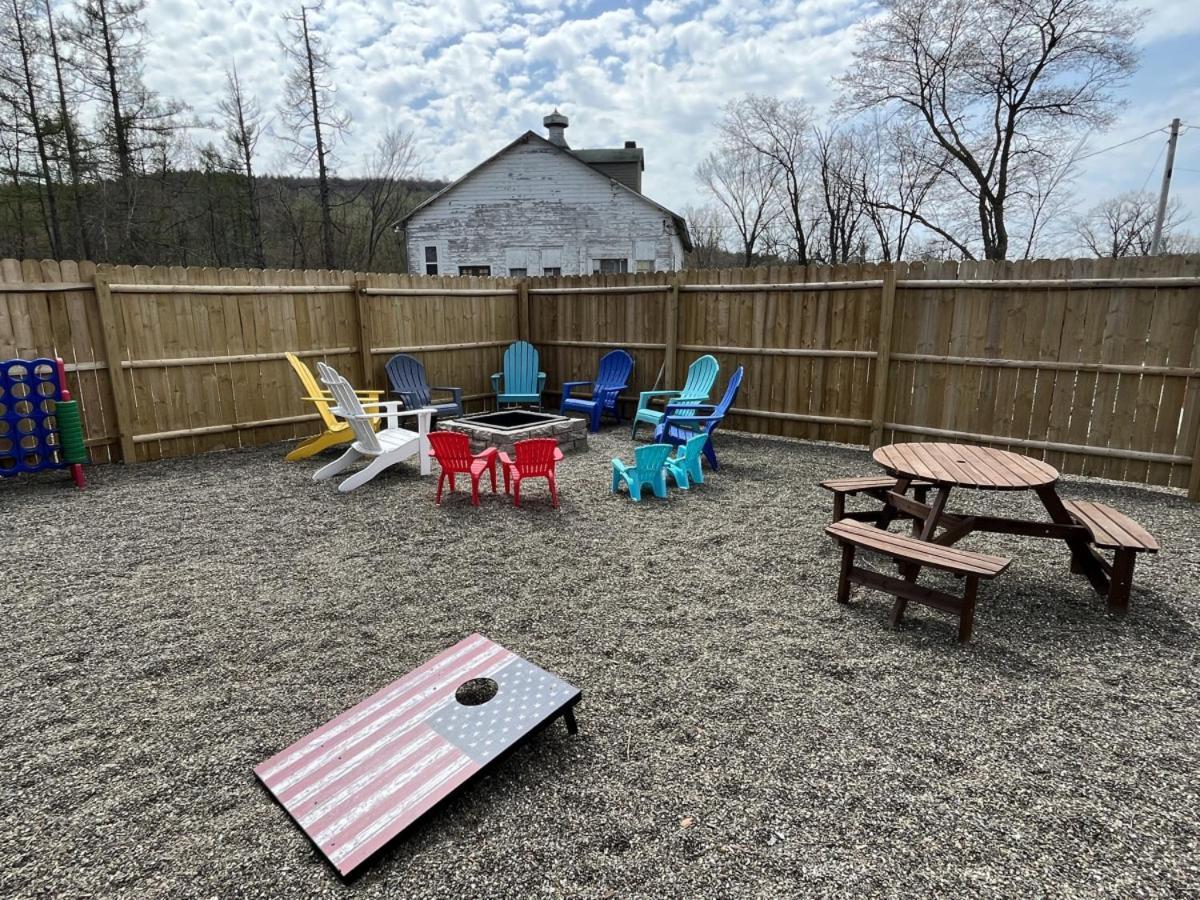 2 Bed Berkshire Getaway Minutes To Jiminy Peak Ski Hancock Ngoại thất bức ảnh