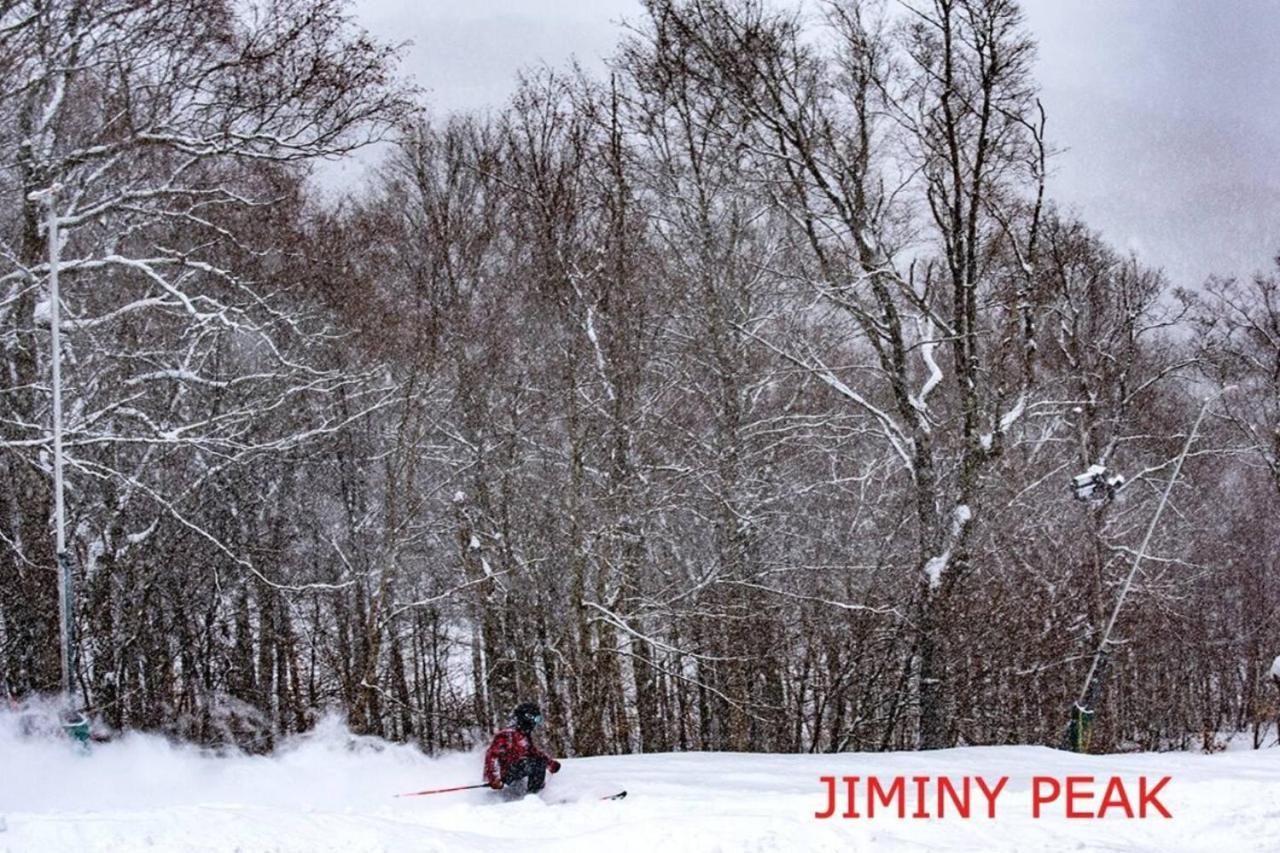 2 Bed Berkshire Getaway Minutes To Jiminy Peak Ski Hancock Ngoại thất bức ảnh